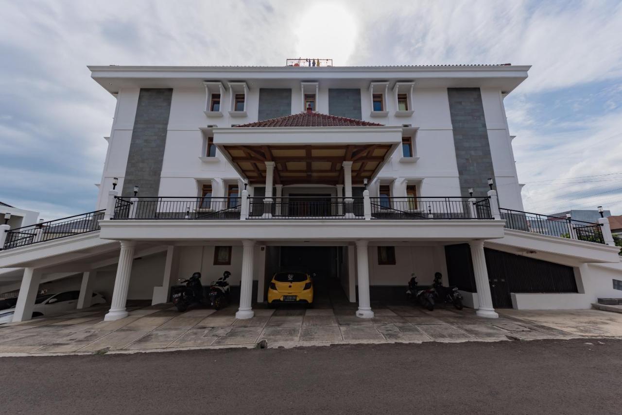 Reddoorz Plus Near Universitas Maranatha Bandung 2 Экстерьер фото